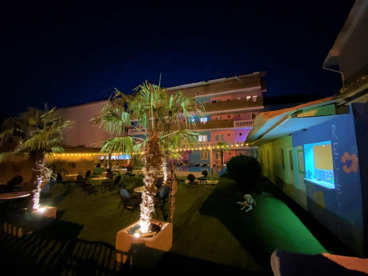 Cactus Costinesti Camin Studentesc pentru Elevi si Studenti Hostel Exterior foto