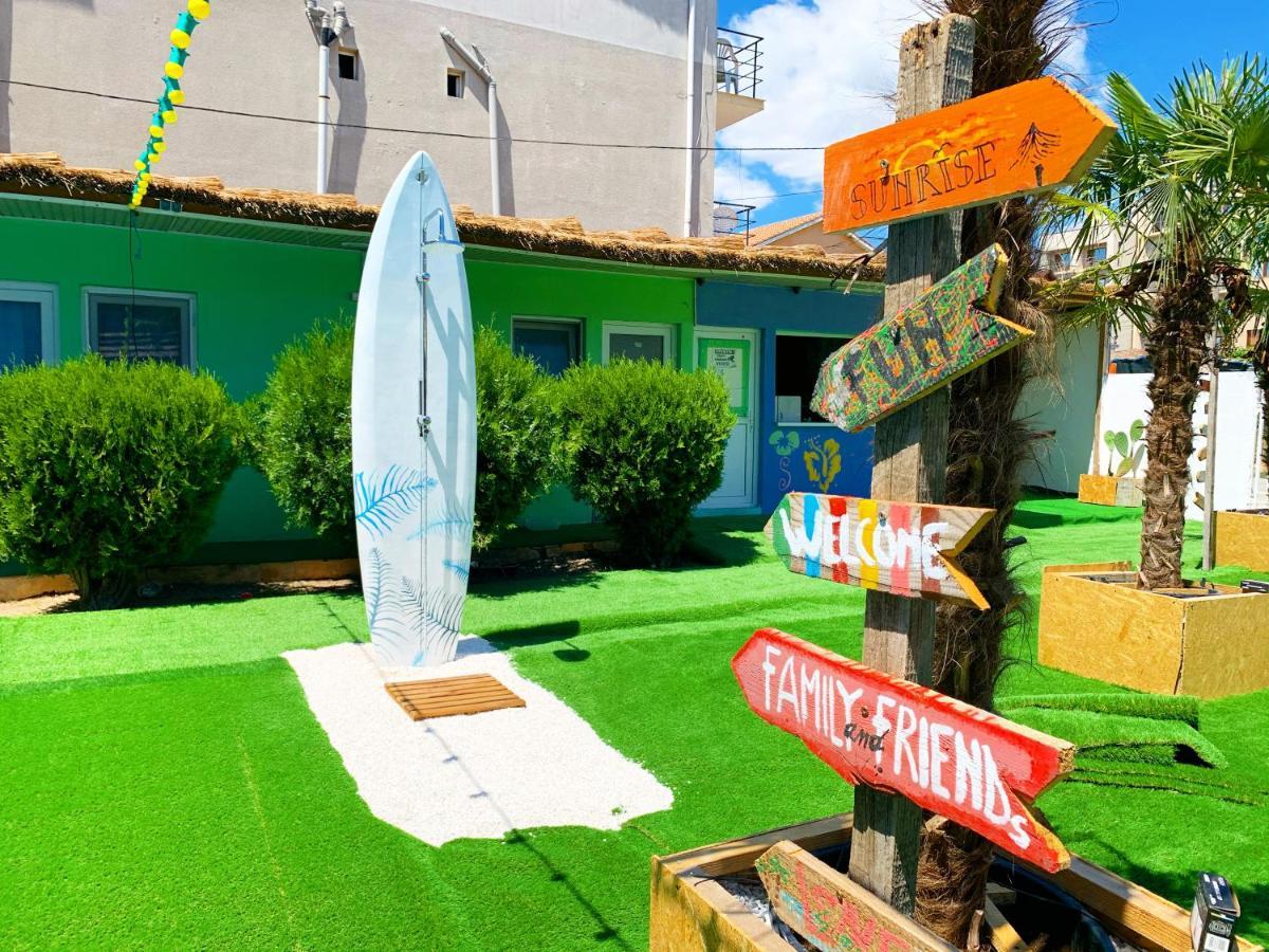Cactus Costinesti Camin Studentesc pentru Elevi si Studenti Hostel Exterior foto